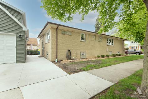 10715 South Lawndale Avenue Chicago IL 60655