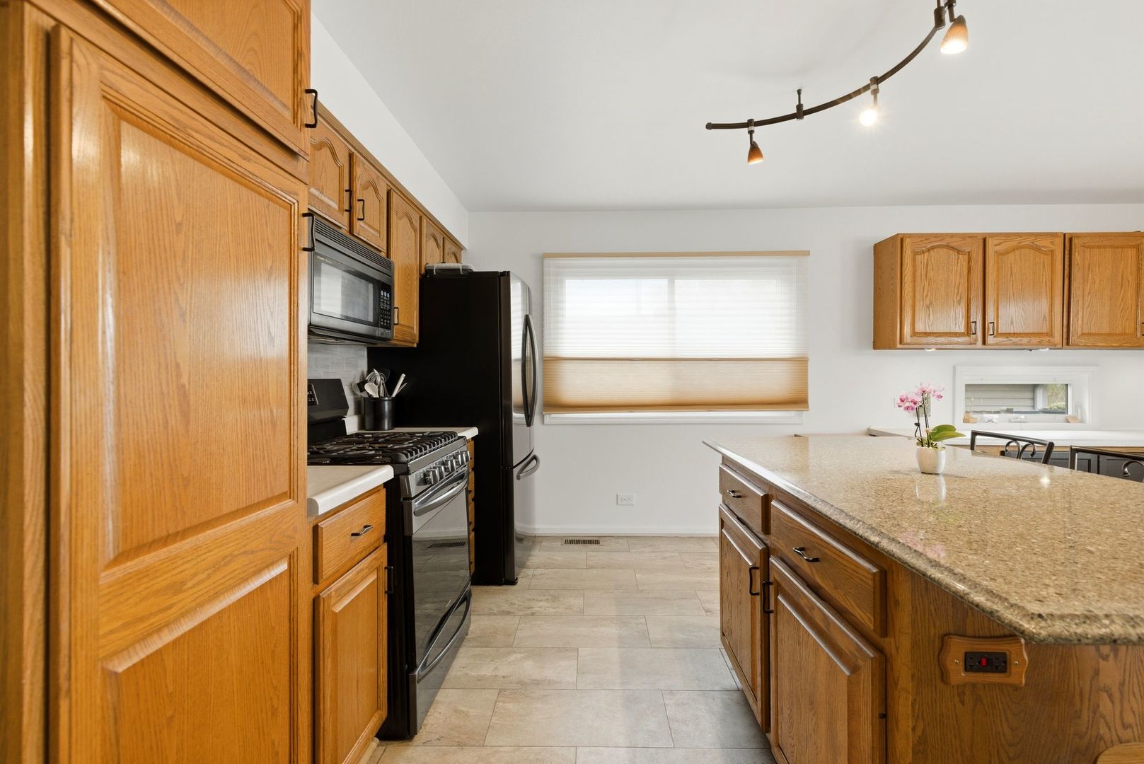 126 June Lane Lombard IL 60148