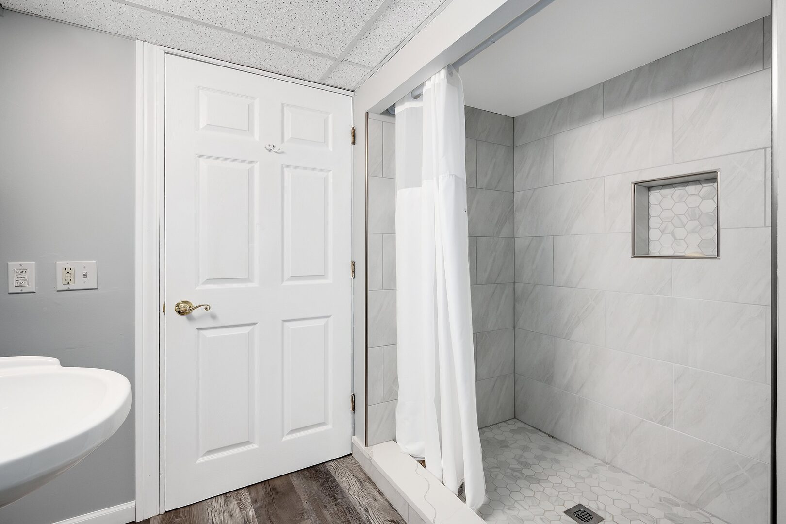 6217 South Mason Avenue Chicago IL 60638