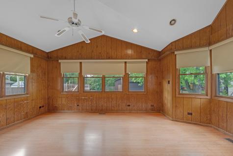 9932 South Maplewood Avenue Chicago IL 60655