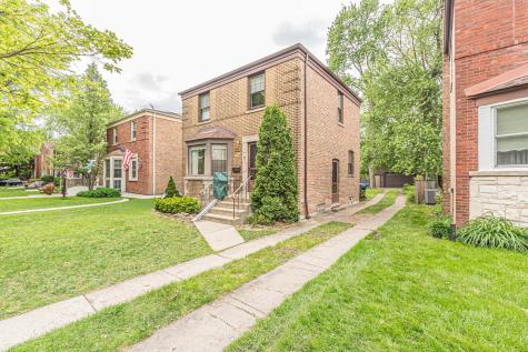 9932 South Maplewood Avenue Chicago IL 60655