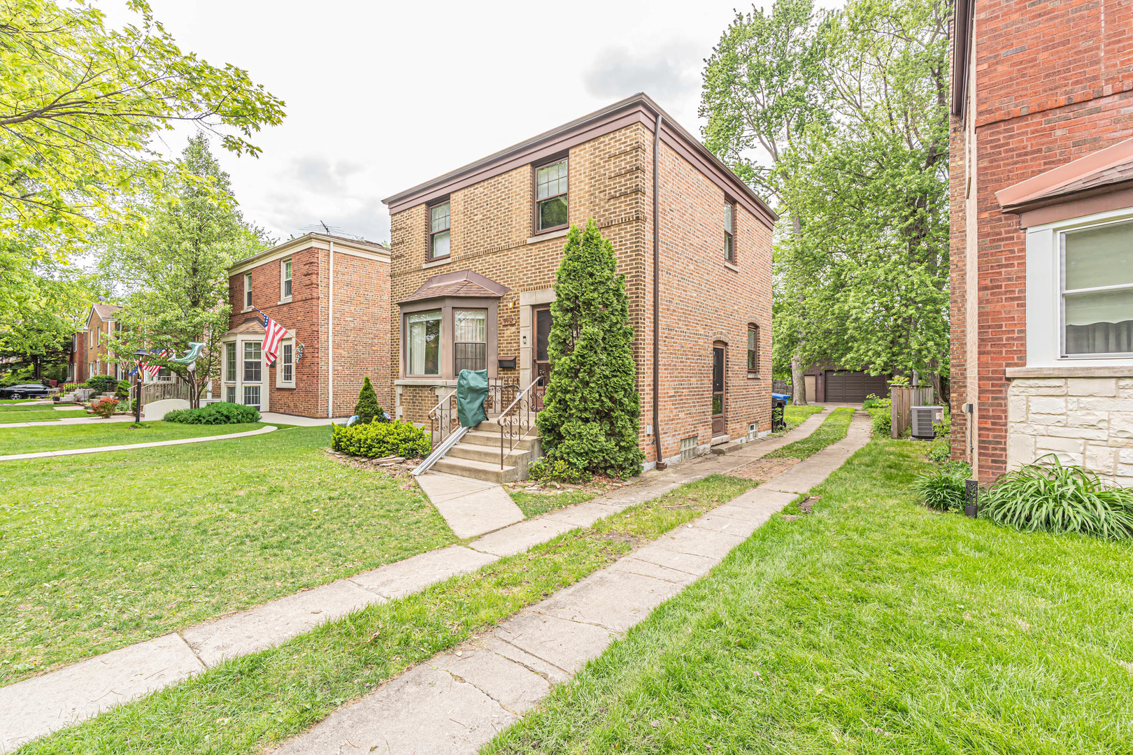 9932 South Maplewood Avenue Chicago IL 60655