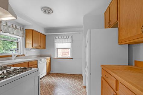 9932 South Maplewood Avenue Chicago IL 60655