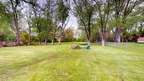 3336 North Betty Drive Arlington Heights IL 60004