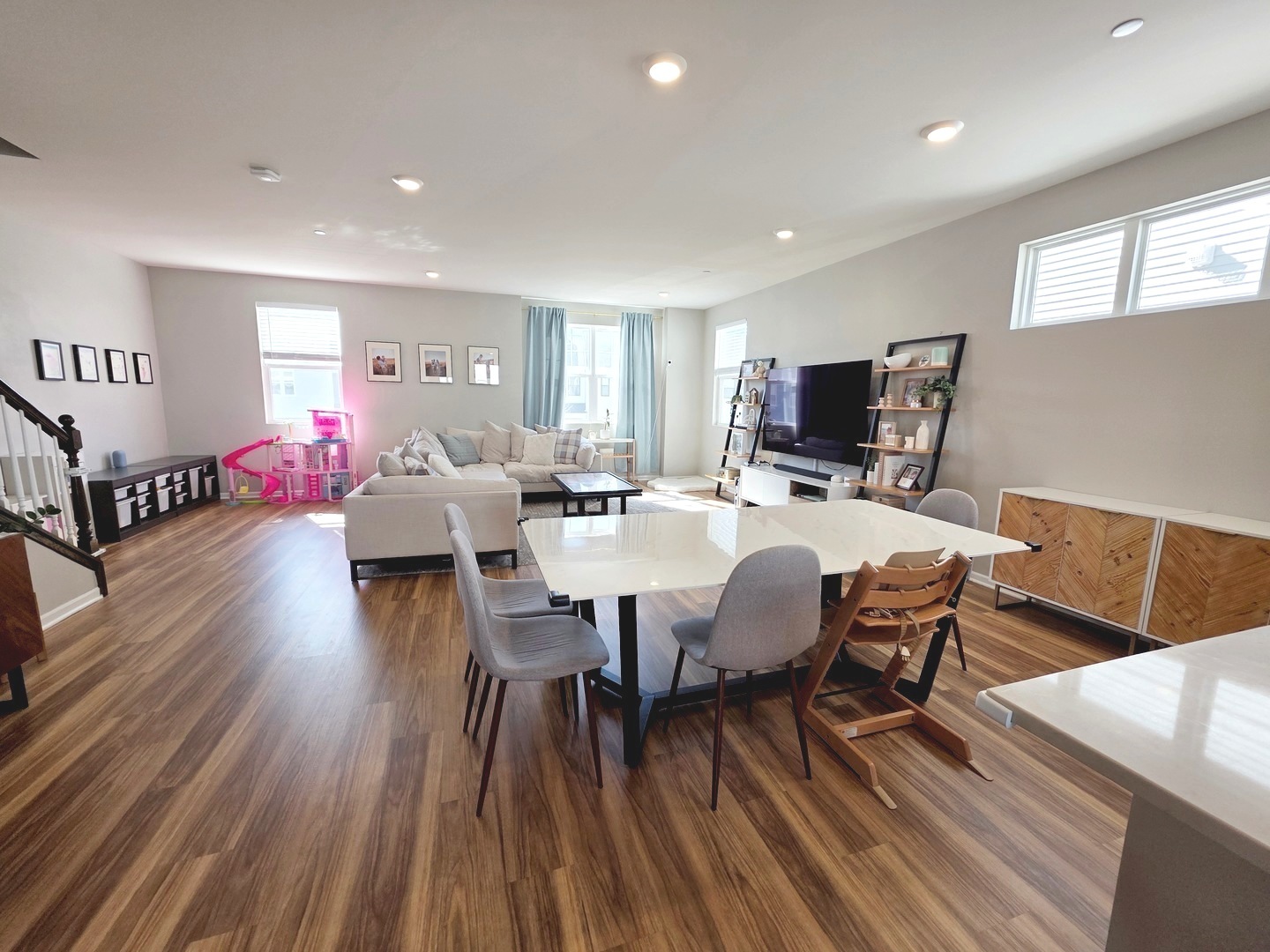 2707 Lily Lane Rolling Meadows IL 60008