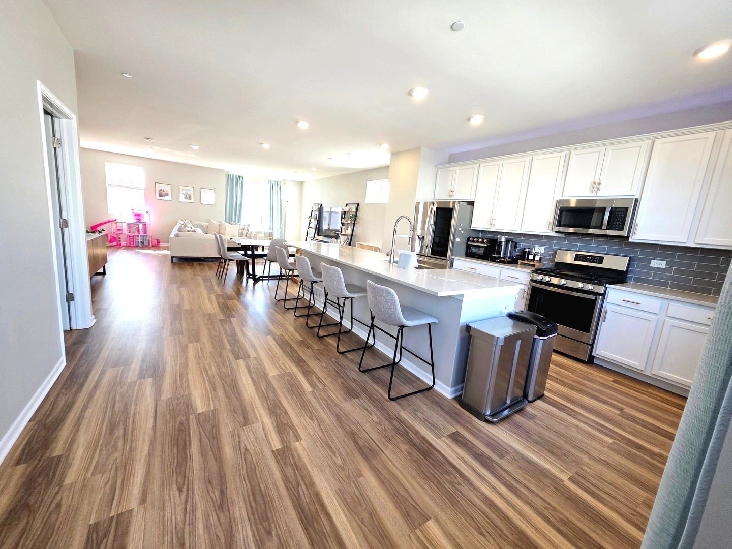 2707 Lily Lane Rolling Meadows IL 60008