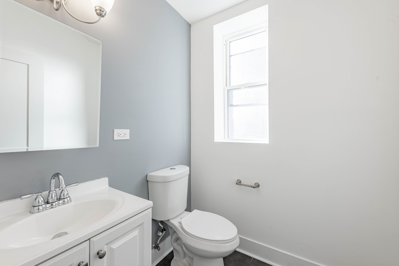 2038 East 73rd Street Chicago IL 60649
