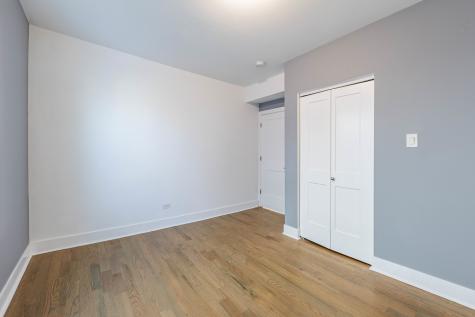 2038 East 73rd Street Chicago IL 60649