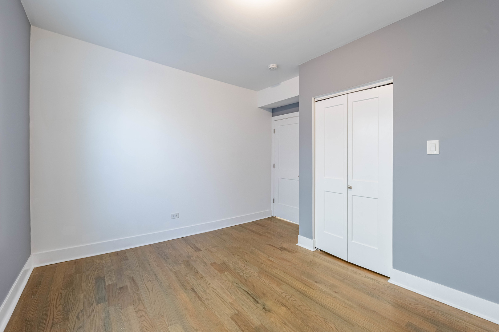 2038 East 73rd Street Chicago IL 60649