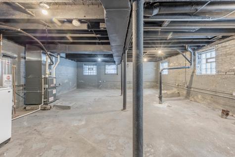 2038 East 73rd Street Chicago IL 60649