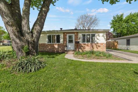 34 North California Avenue Mundelein IL 60060