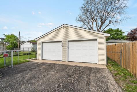 34 North California Avenue Mundelein IL 60060