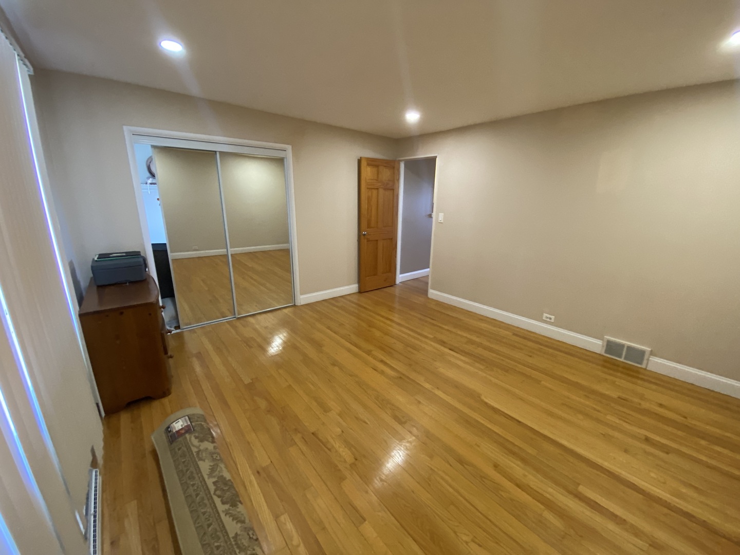 4740 Main Street Skokie IL 60076