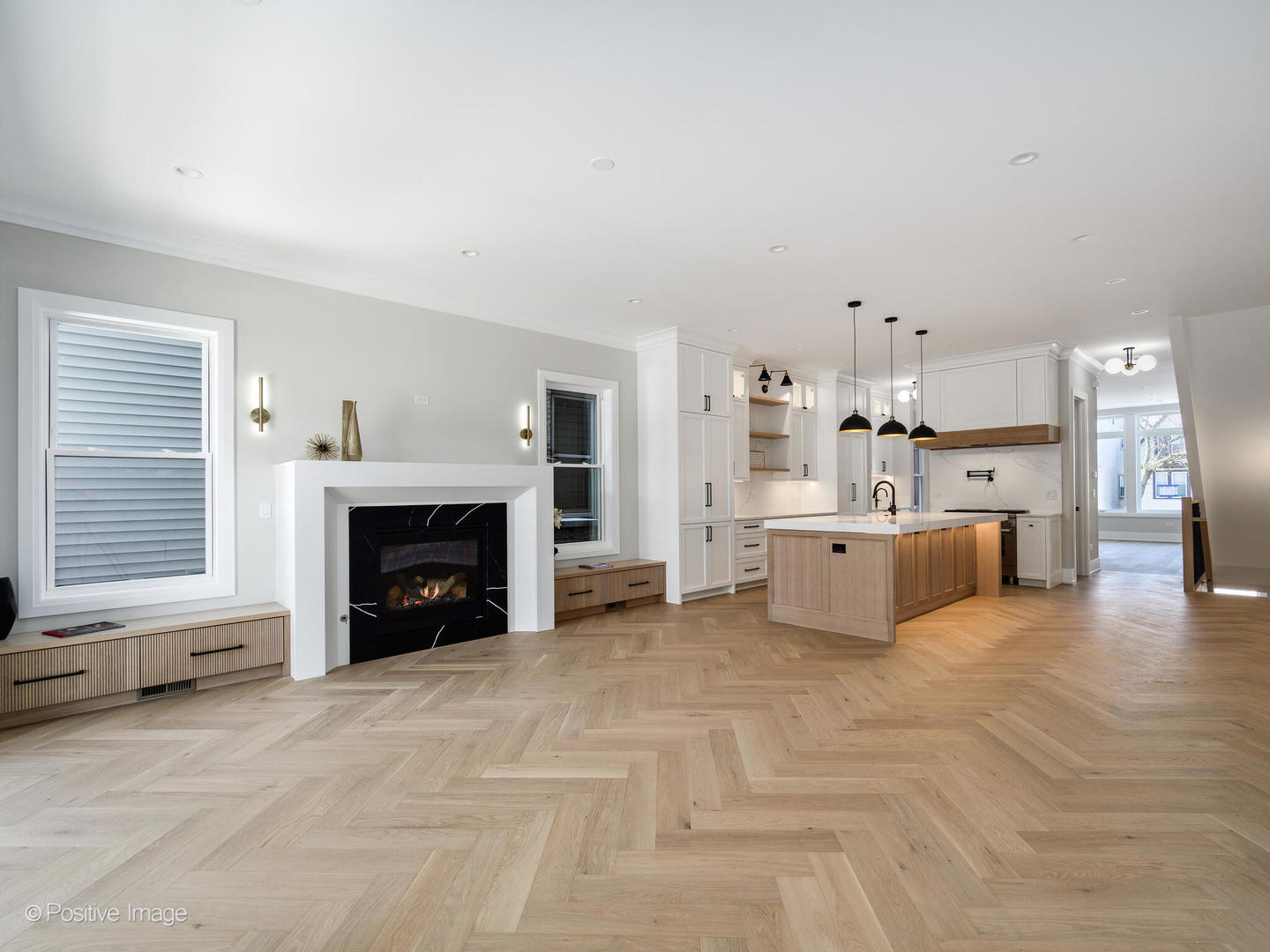 3055 North Christiana Avenue Chicago IL 60618