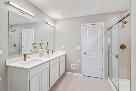 1590 Patterson Avenue North Aurora IL 60542