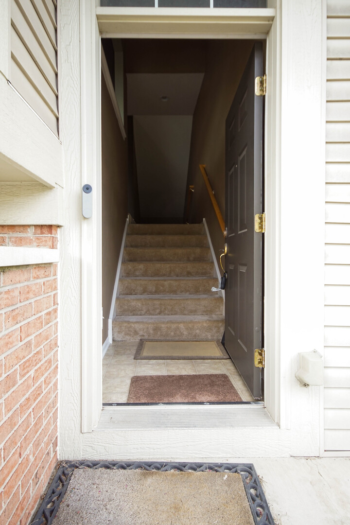 3373 Kentshire Square Aurora IL 60504