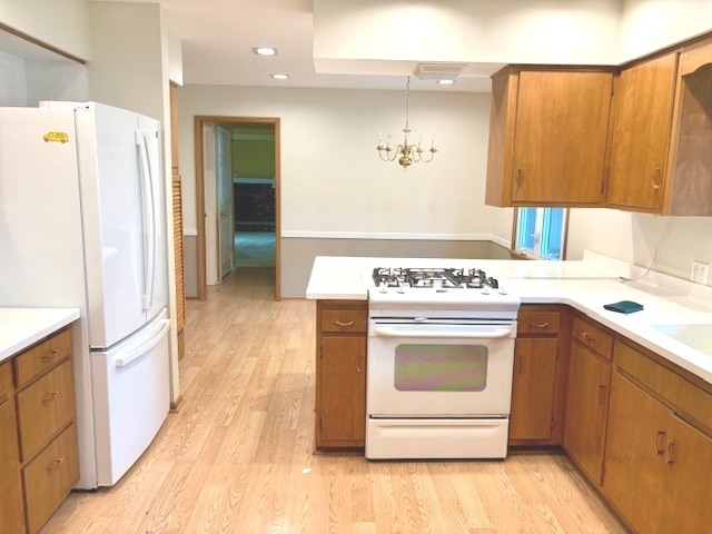 1850 Kensington Place Aurora IL 60506