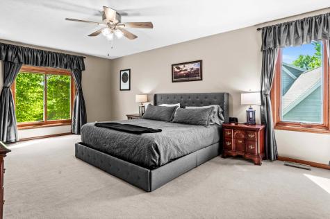 25 Bay Pointe Drive Bloomington IL 61704