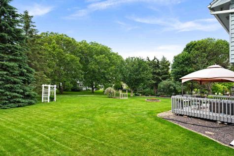 25 Bay Pointe Drive Bloomington IL 61704
