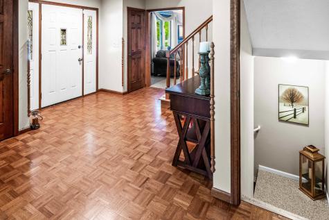 25 Bay Pointe Drive Bloomington IL 61704