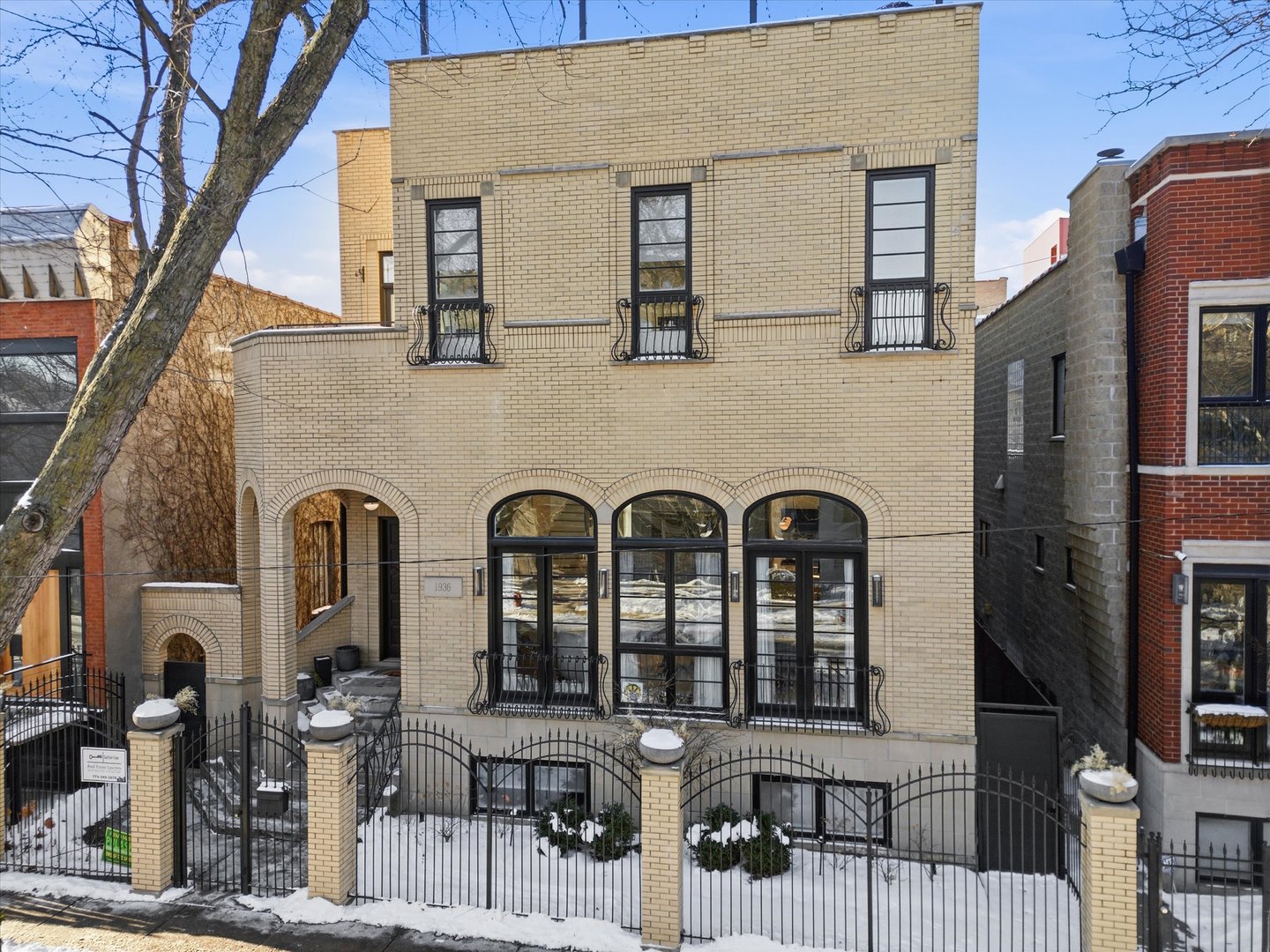 1936 North Wilmot Avenue Chicago IL 60647