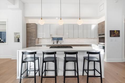 1936 North Wilmot Avenue Chicago IL 60647
