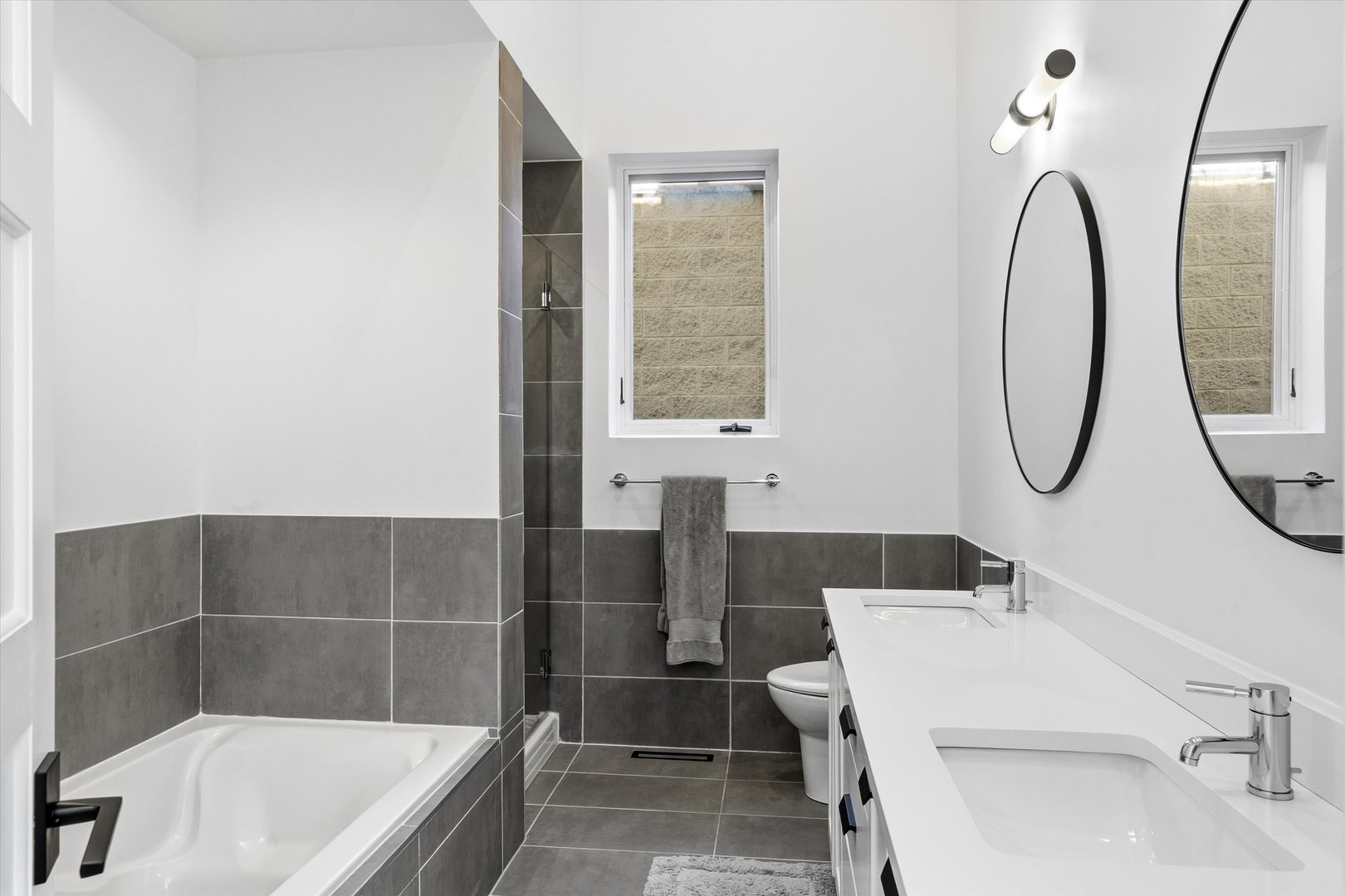 1936 North Wilmot Avenue Chicago IL 60647