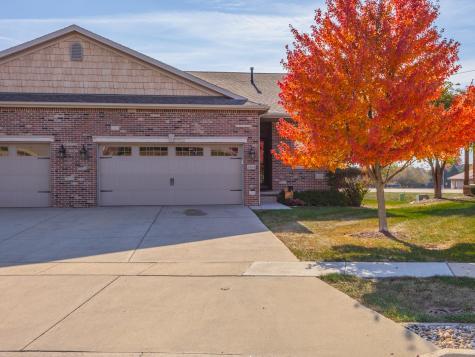 2004 Escalade Road Bloomington IL 61705