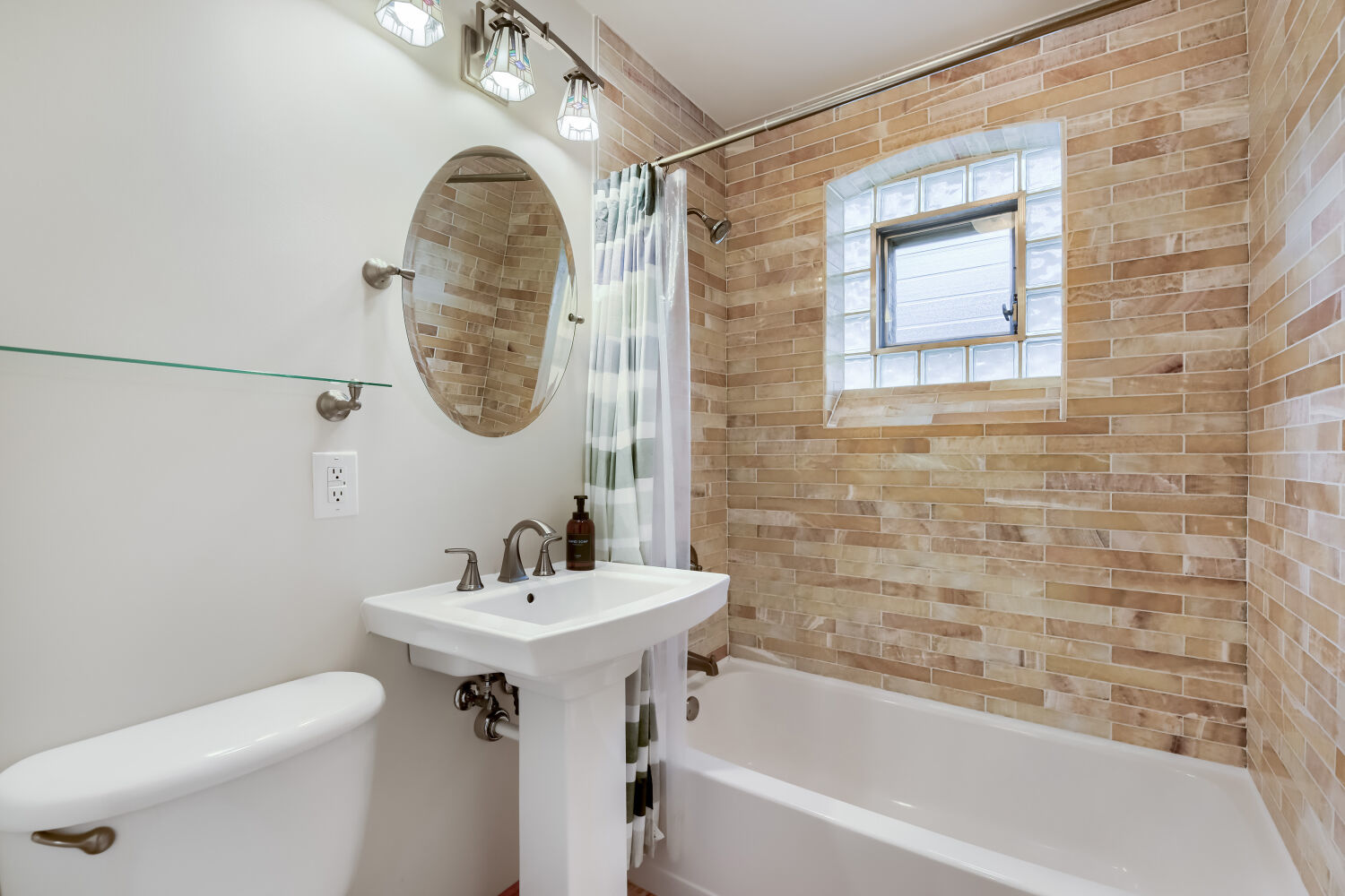 10401 South Trumbull Avenue Chicago IL 60655