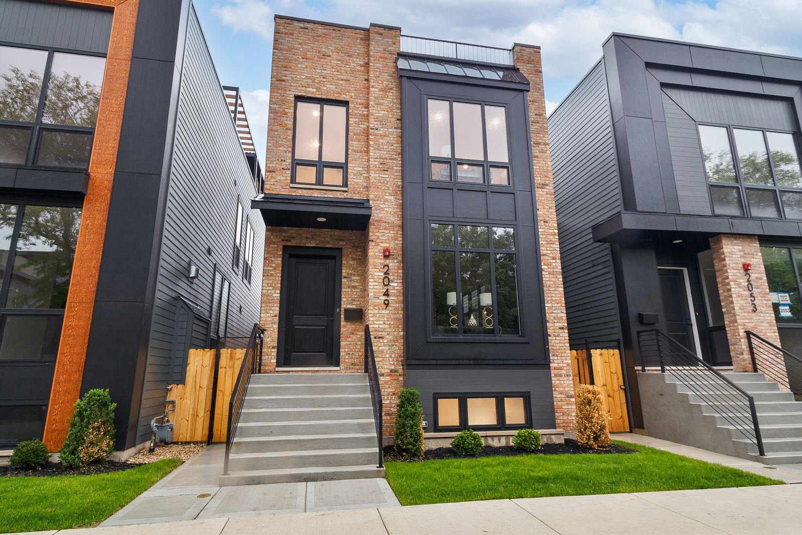 2049 West Race Avenue Chicago IL 60612