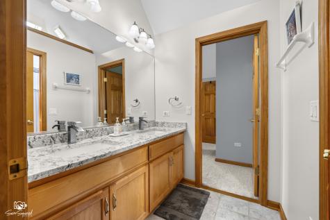 5915 Rosinweed Lane Naperville IL 60564