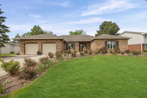 412 Stratford Lane Willowbrook IL 60527