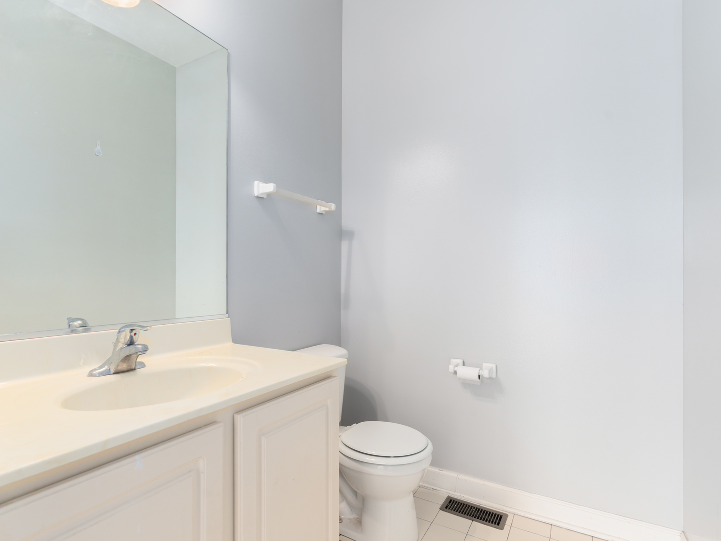 2 Ava Court Bolingbrook IL 60440