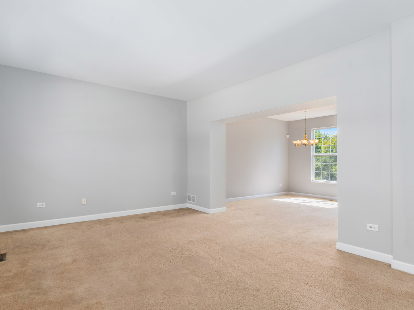 2 Ava Court Bolingbrook IL 60440