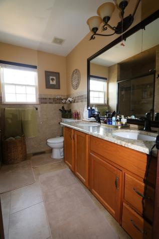 1594 Baytree Drive Romeoville IL 60446