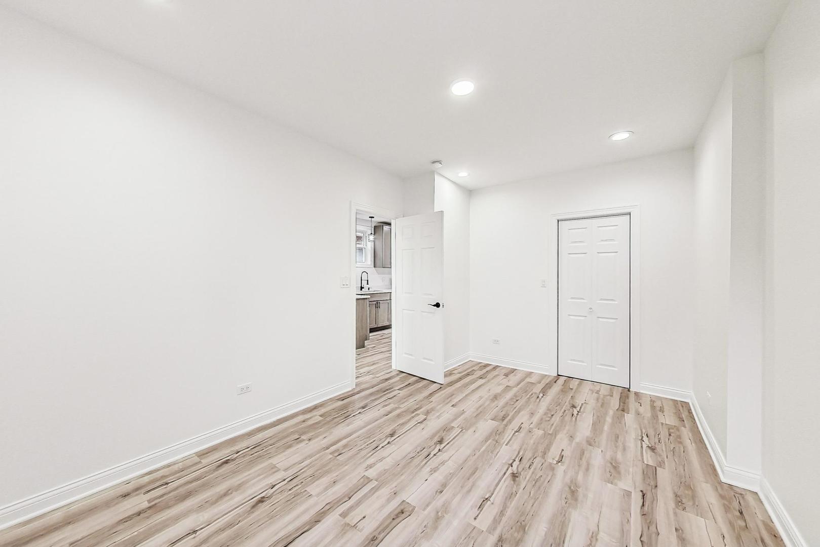 5619 South California Avenue Chicago IL 60629