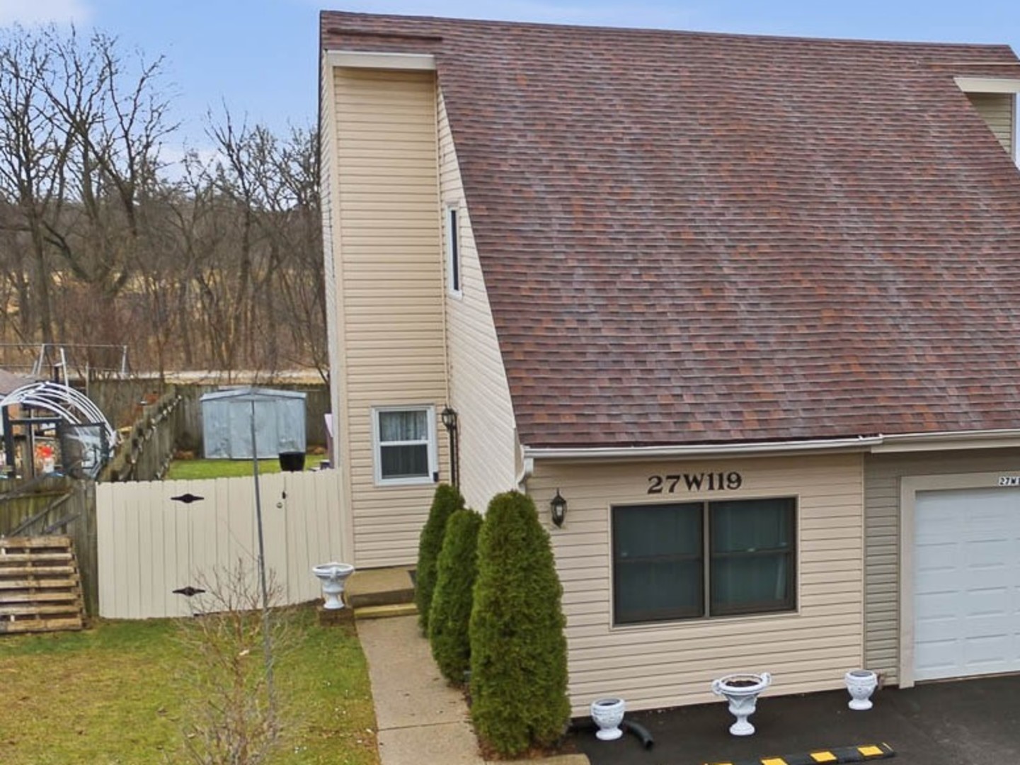 27W119 Cooley Avenue Winfield IL 60190