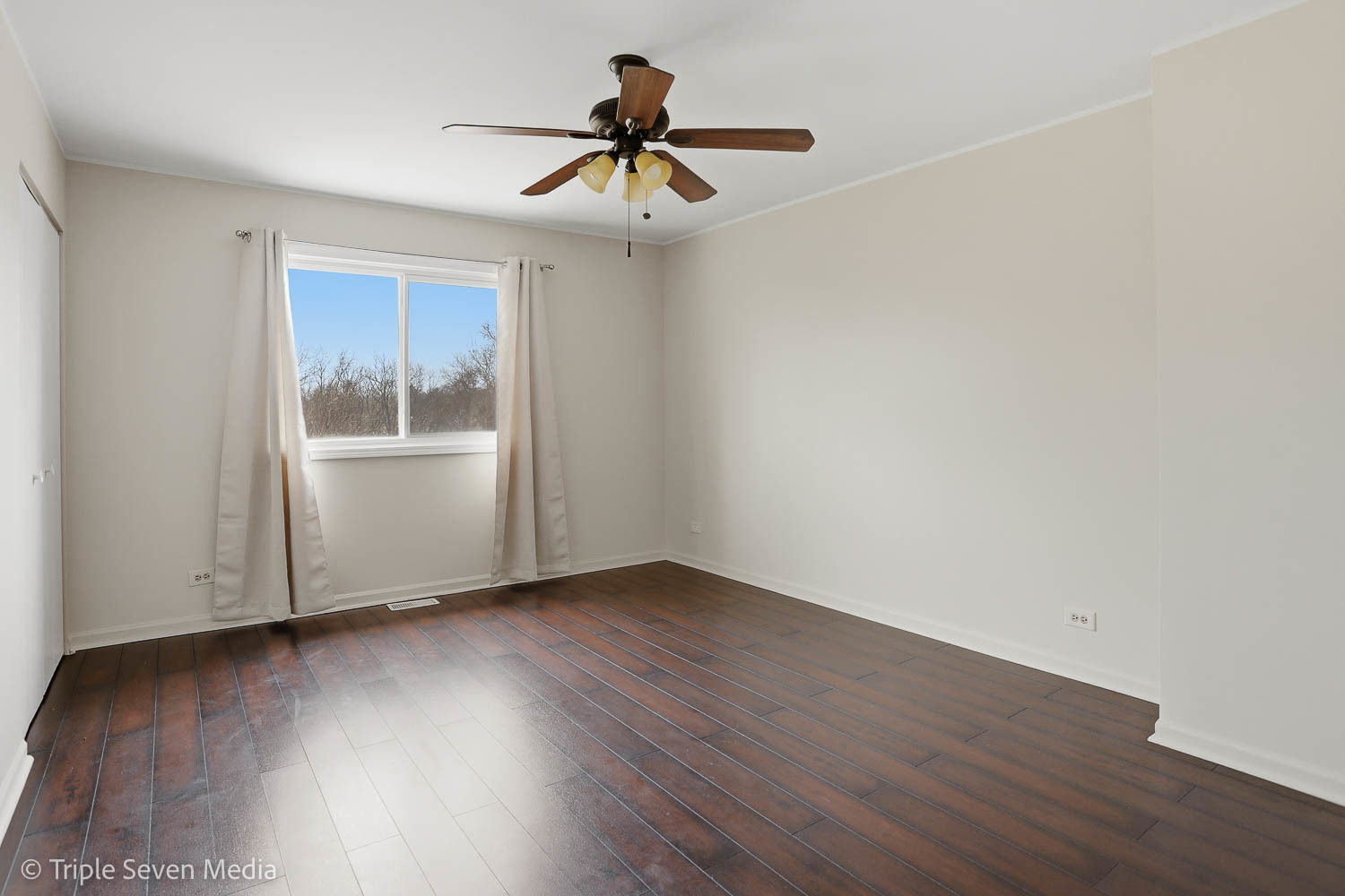 27W119 Cooley Avenue Winfield IL 60190
