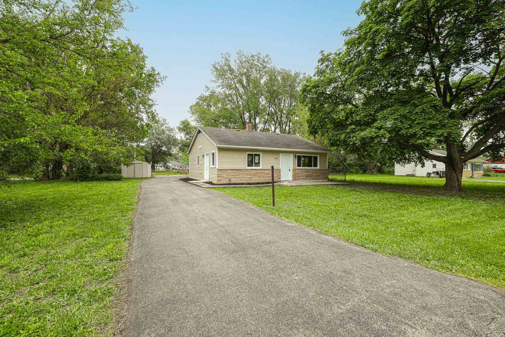 15441 Albany Avenue Markham IL 60428