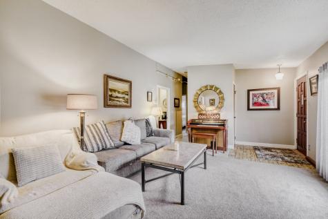 9246 South Harding Avenue Evergreen Park IL 60805