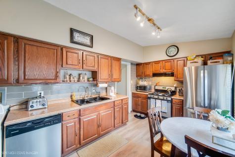 9246 South Harding Avenue Evergreen Park IL 60805