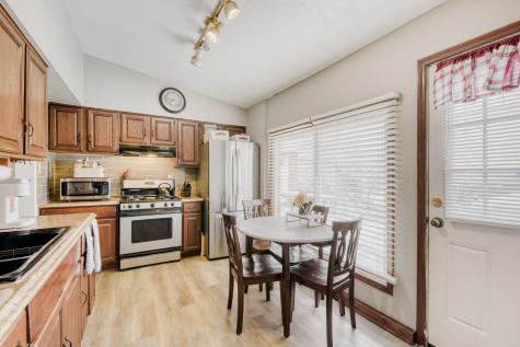 9246 South Harding Avenue Evergreen Park IL 60805