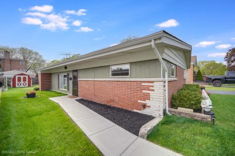 9246 South Harding Avenue Evergreen Park IL 60805