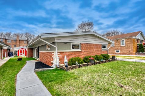 9246 South Harding Avenue Evergreen Park IL 60805