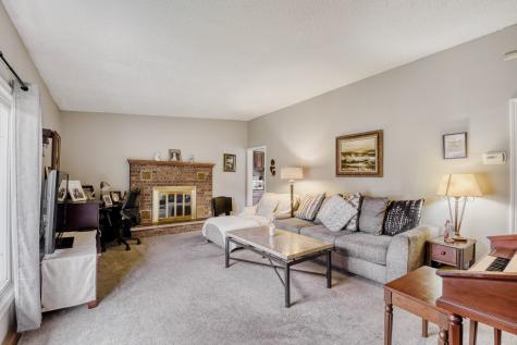 9246 South Harding Avenue Evergreen Park IL 60805