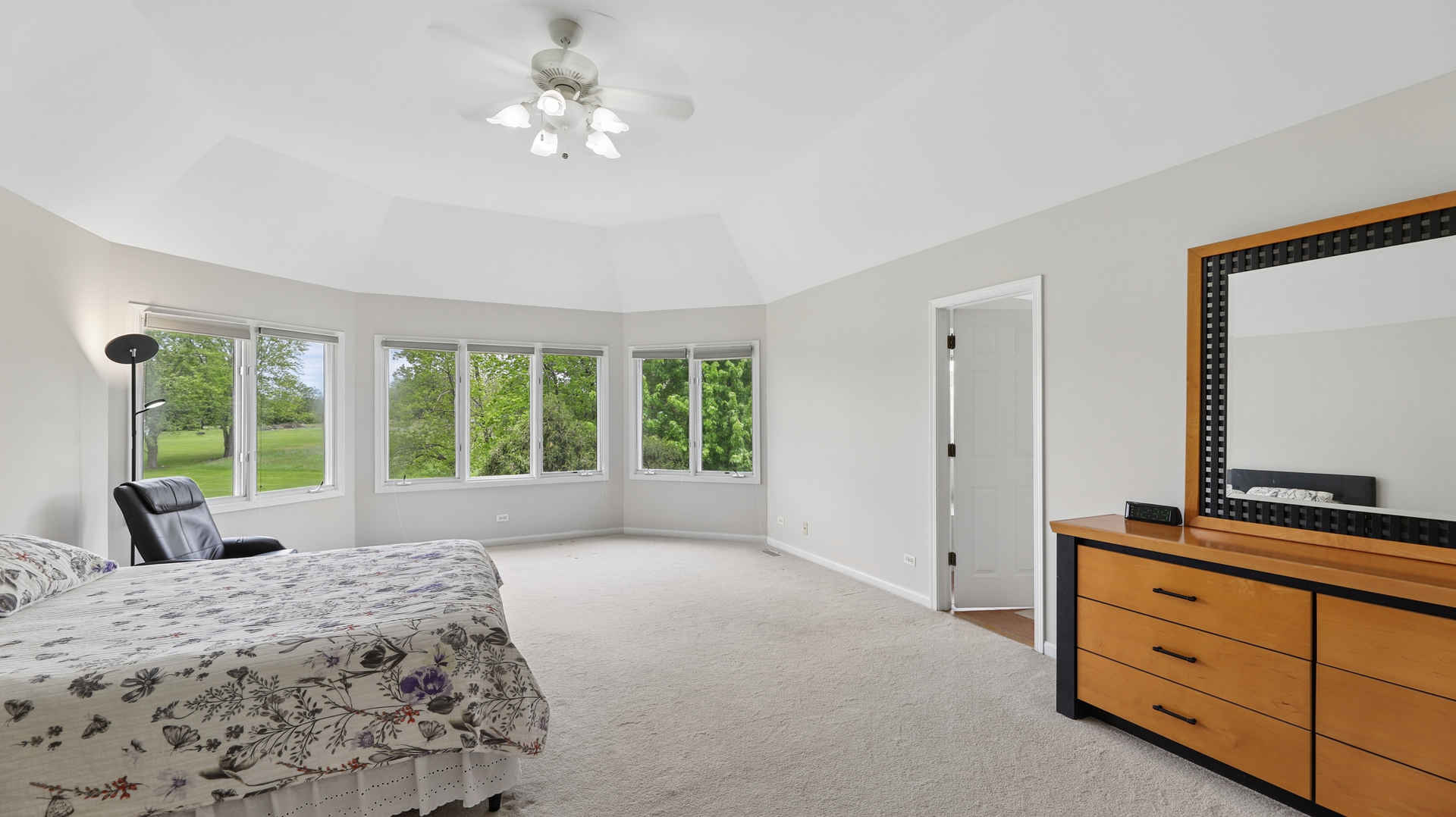 2775 Ginger Woods Drive Aurora IL 60502