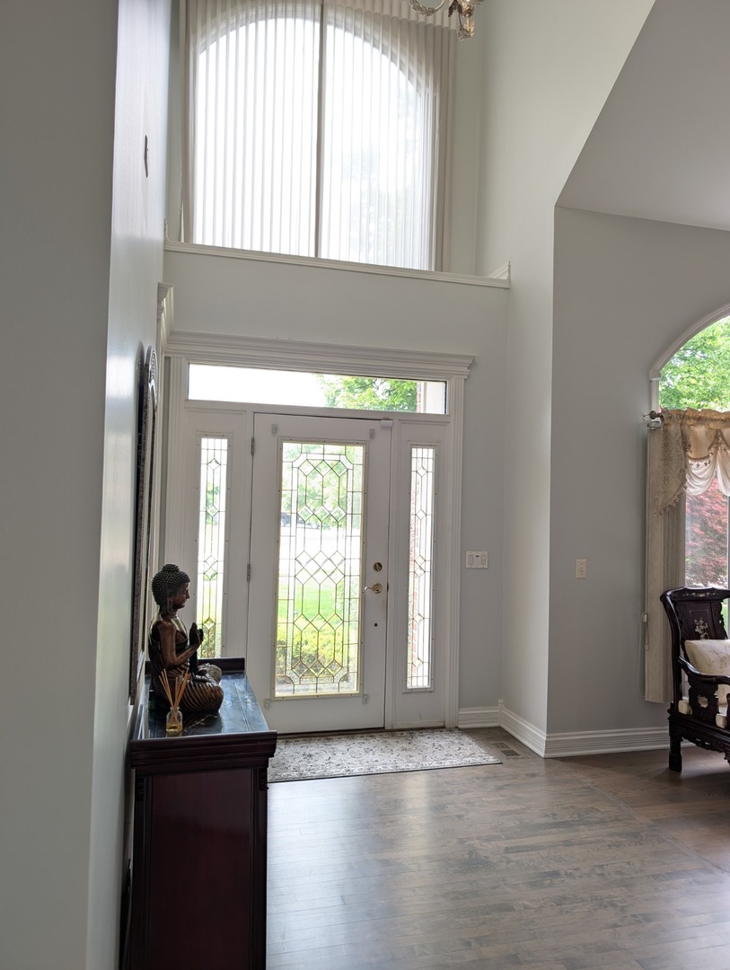 2775 Ginger Woods Drive Aurora IL 60502