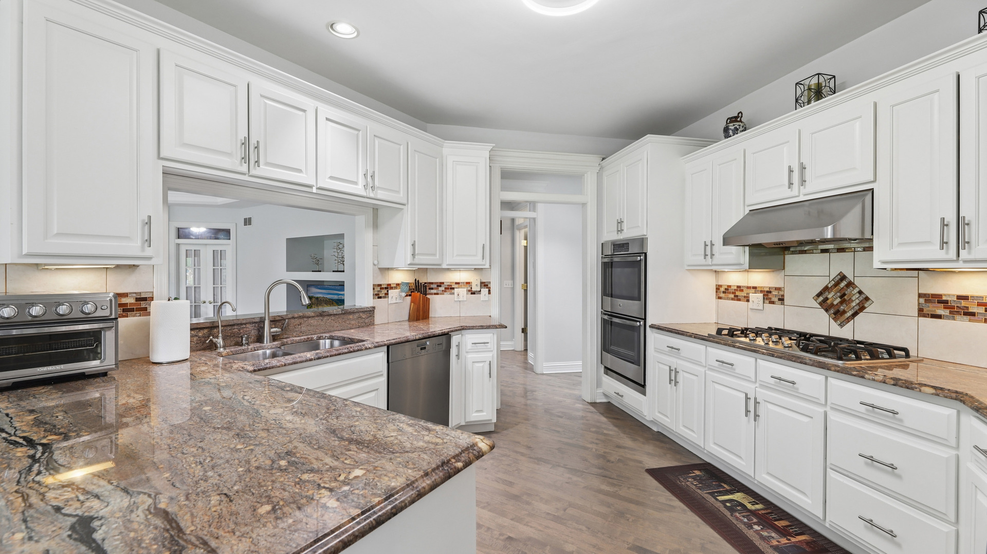 2775 Ginger Woods Drive Aurora IL 60502