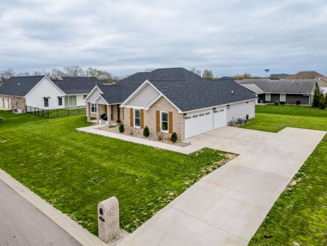 1117 Early Bird Lane Marion IL 62959