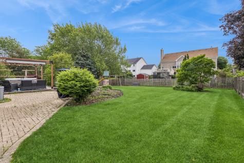 721 Ambria Drive Mundelein IL 60060